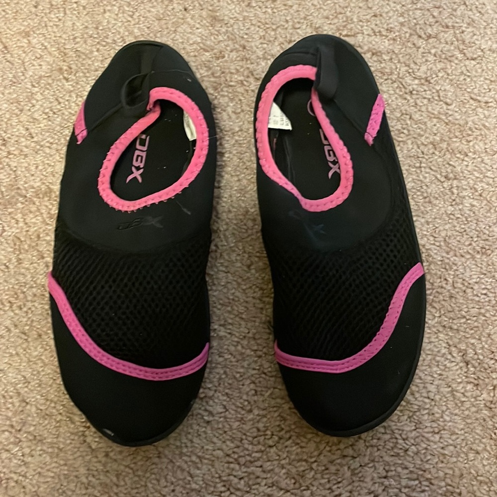 Water shoes